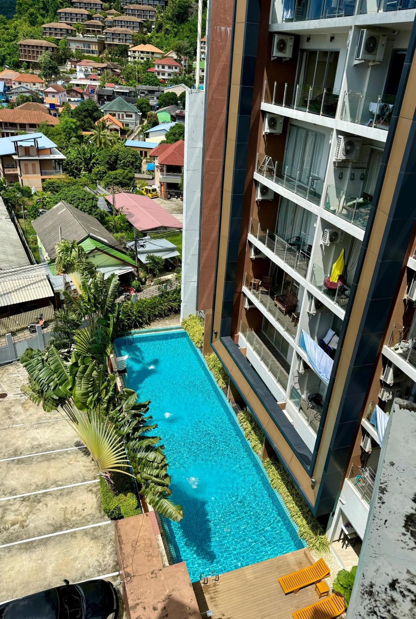 Sea View Studio At Chic Condo, Karon Beach Kültér fotó